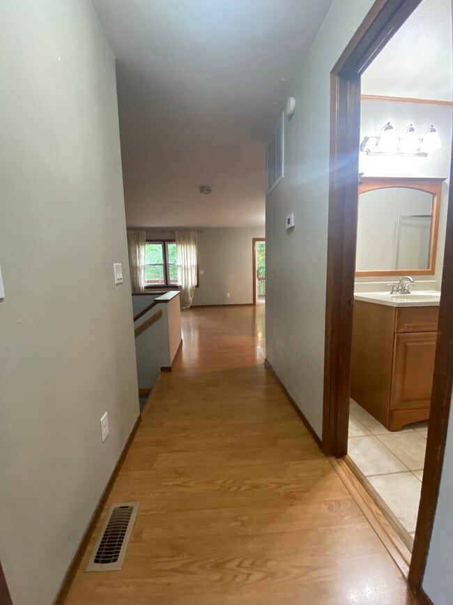 26 Nantucket Dr, Bella Vista, AR 72715 Townhome Rentals in Bella