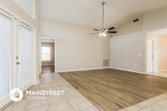 Foto del edificio - 3010 Ivywood Ln
