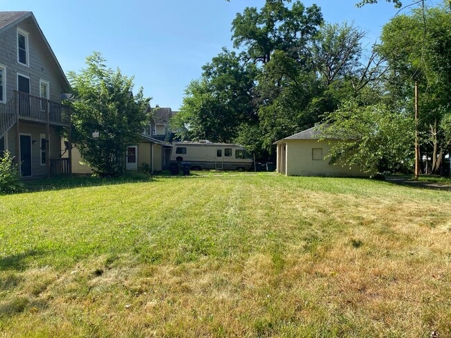 Building Photo - 198-200 Westwood Ave Akron, OH 44302 MFH2 ...