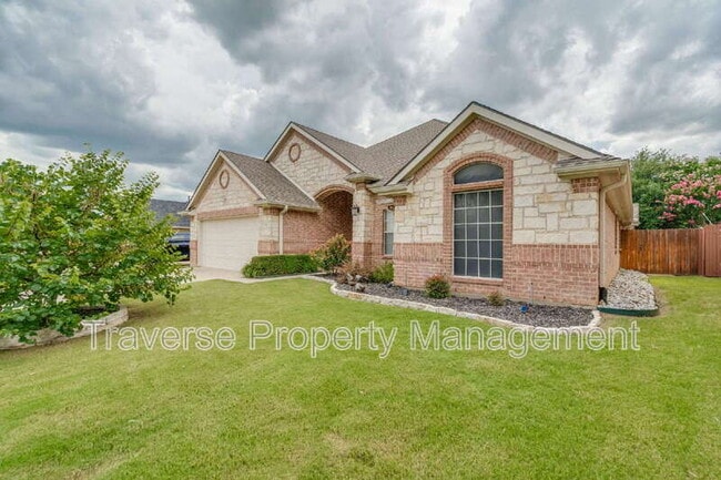 Building Photo - 12209 Maplewood Dr