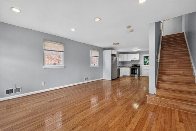 Foto del edificio - 5551 Chillum Pl NE