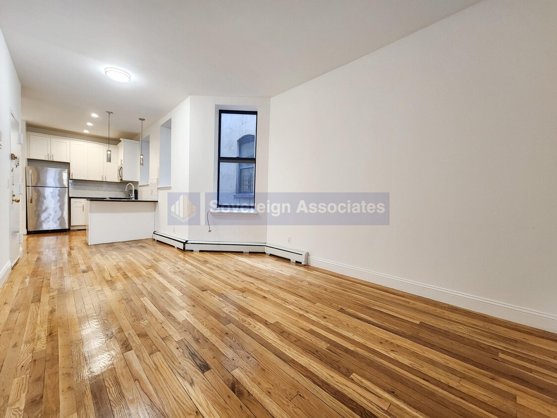 Foto principal - 126 West 112th Street