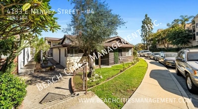 Building Photo - 4133 E Mendez St