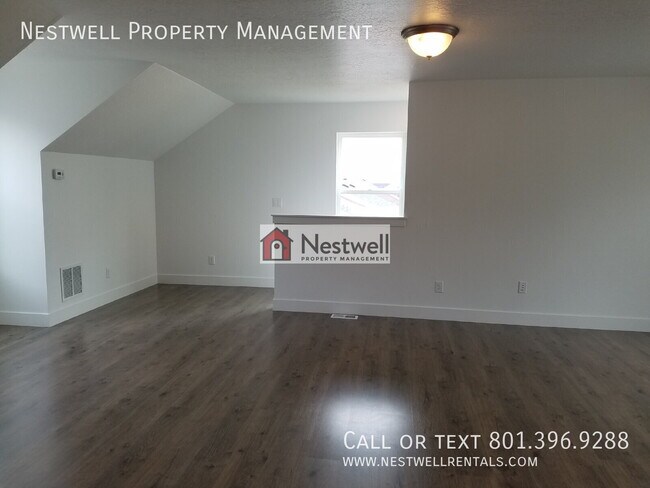 Foto del edificio - 10598 Lake Terrace Ave