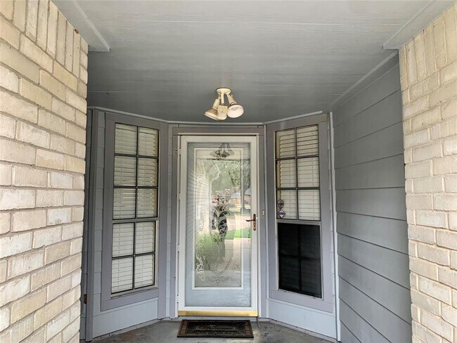Building Photo - 15234 Mulberry Meadows Dr