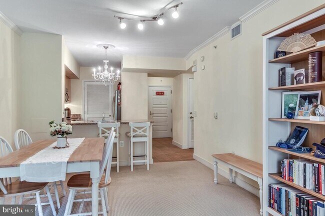 Foto del edificio - 631 D Street NW