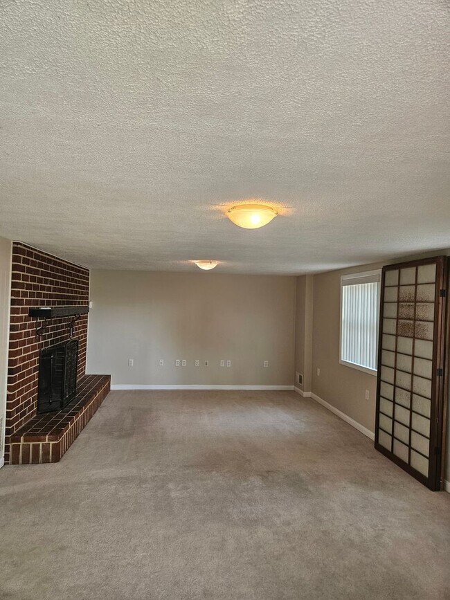 Foto del edificio - 3503 Dunnington Rd
