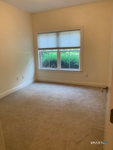 Foto del edificio - 102 Edgewater Cir