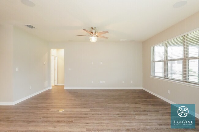 Building Photo - 219 Tomelloso Way