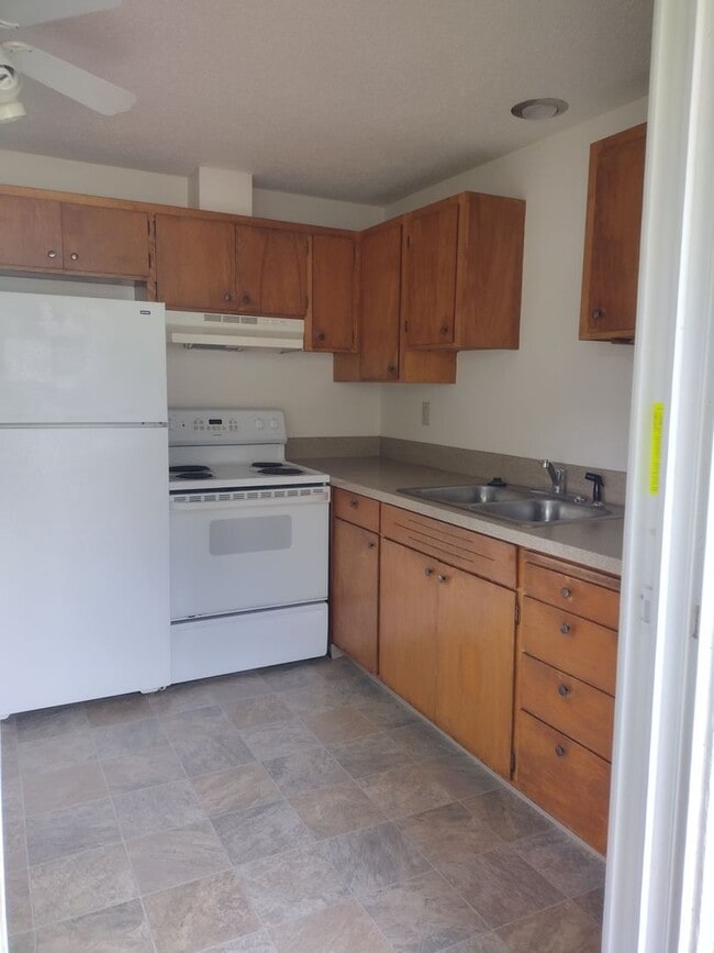 Building Photo - 2 bed room 1 bath in Beautiful South Eugene