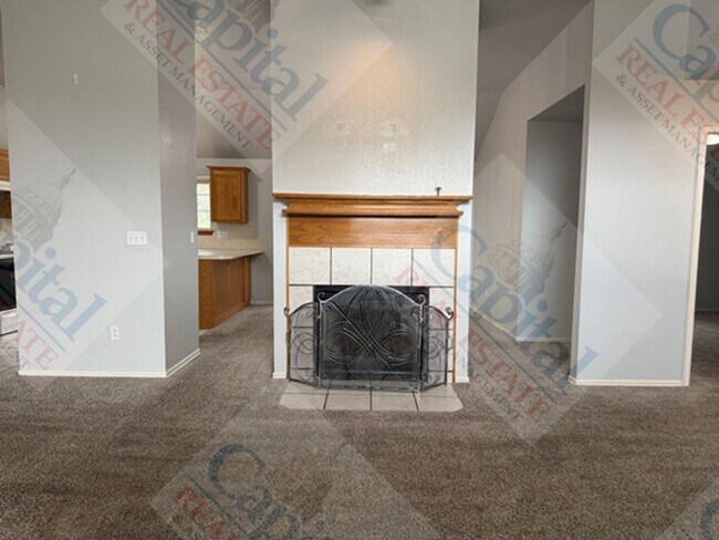 Building Photo - 1720 Briarcreek
