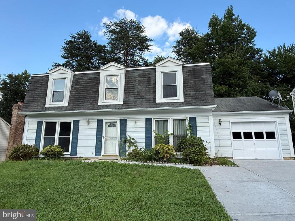 Foto principal - 12009 Amblewood Dr
