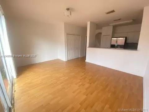 Foto del edificio - 5470 NW 107th Ave