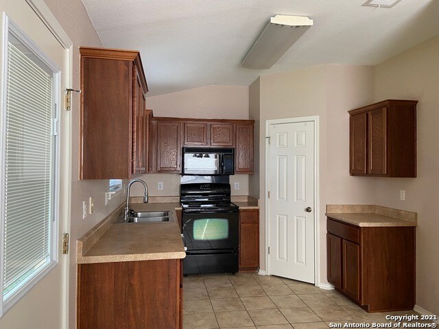 Foto del edificio - 11019 Connemara Cove