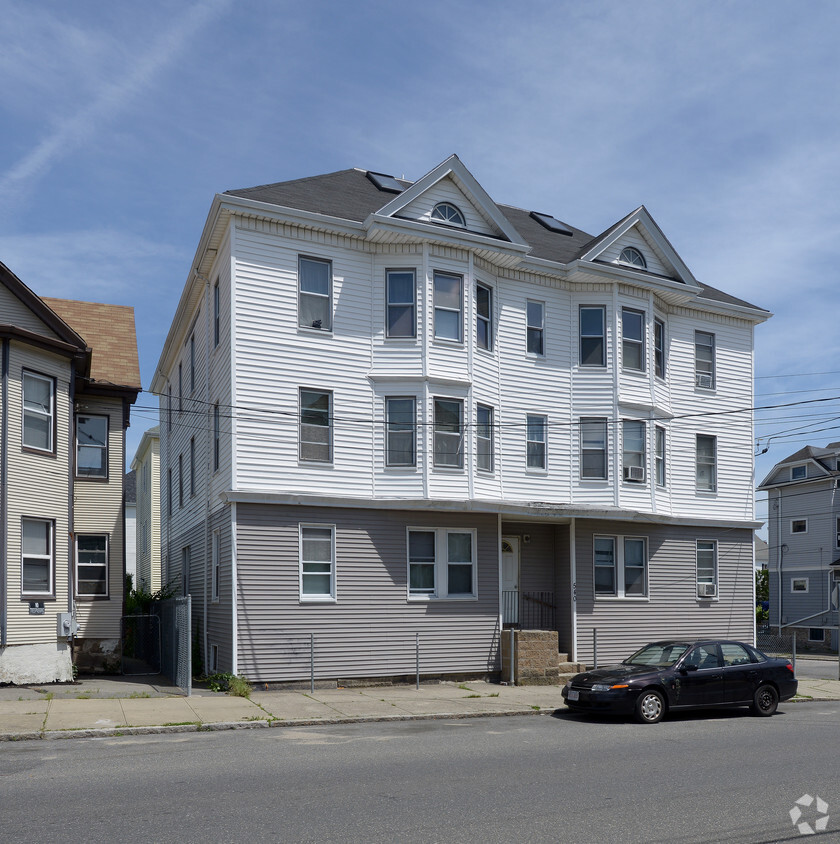 540-542 N Front St, New Bedford, MA 02745 - Apartments in New Bedford ...