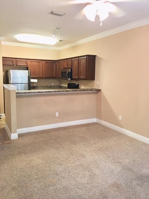 Foto del edificio - 2200 Hadleigh Hills Ct