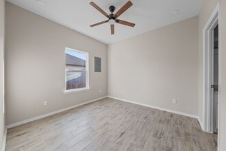 Building Photo - 2425 North Valley Circle, UNIT A