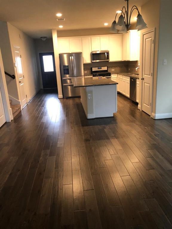 Foto del edificio - 6810 Hartford Cliff Ct