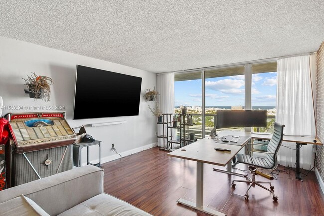 Foto del edificio - 650 West Ave