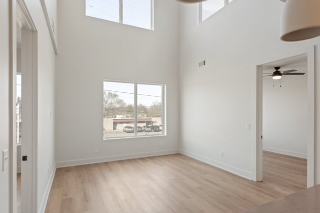 Foto del edificio - 1090 Haysboro Ave