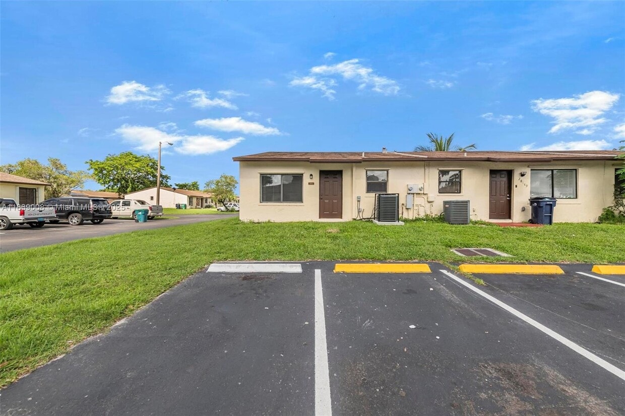 Primary Photo - 28151 SW 142nd Ct