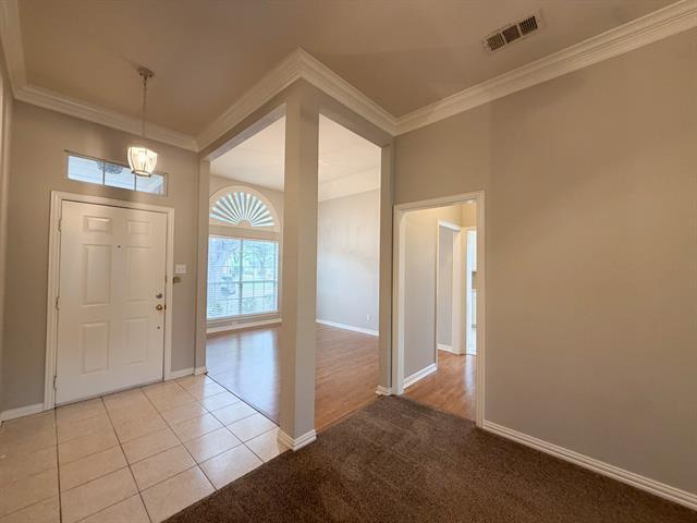 Foto del edificio - 310 Iroquois Ln