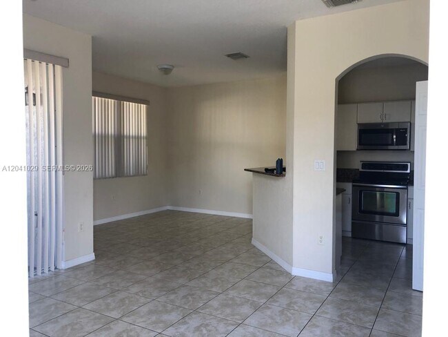 Building Photo - 11823 SW 152nd Ct