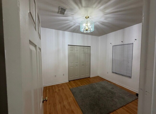 Foto del edificio - 4423 NW 36th St