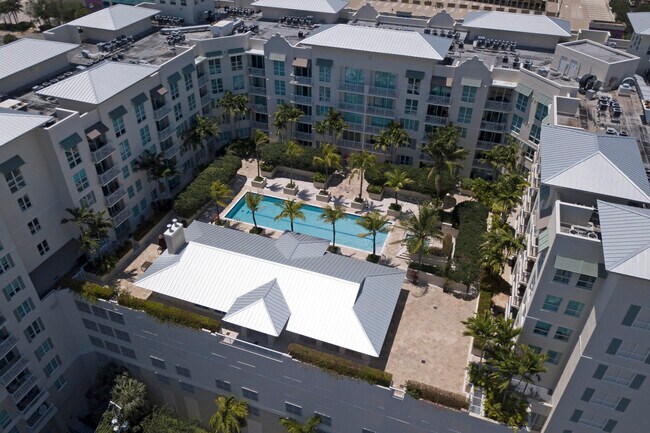 Foto del edificio - 480 Hibiscus St