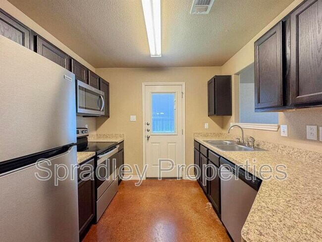 Foto del edificio - 1548 Brady Wy