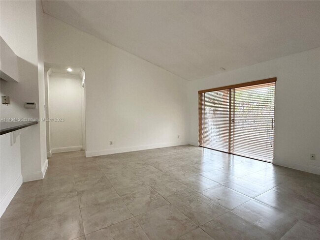 Building Photo - 10521 SW 158th Ct