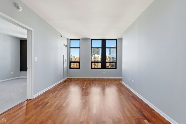 Foto del edificio - 1255 S State St