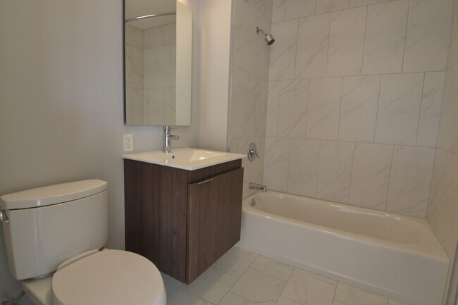 Interior Photo - The Viridian