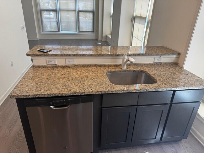 Foto del edificio - 73 Washington St