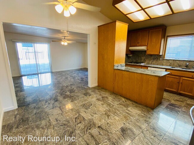 Foto del edificio - 3 br, 2 bath House - 9099 Generations Dr