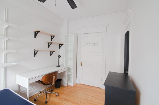 Photo du bâtiment - 1245 Rue Saint-Marc