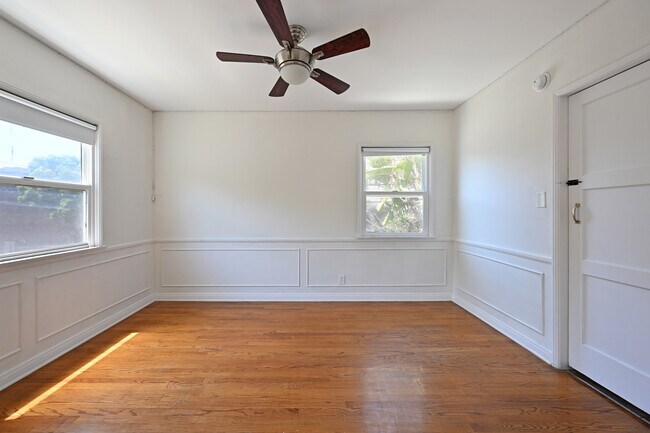 Foto del edificio - 11063 Ohio Ave