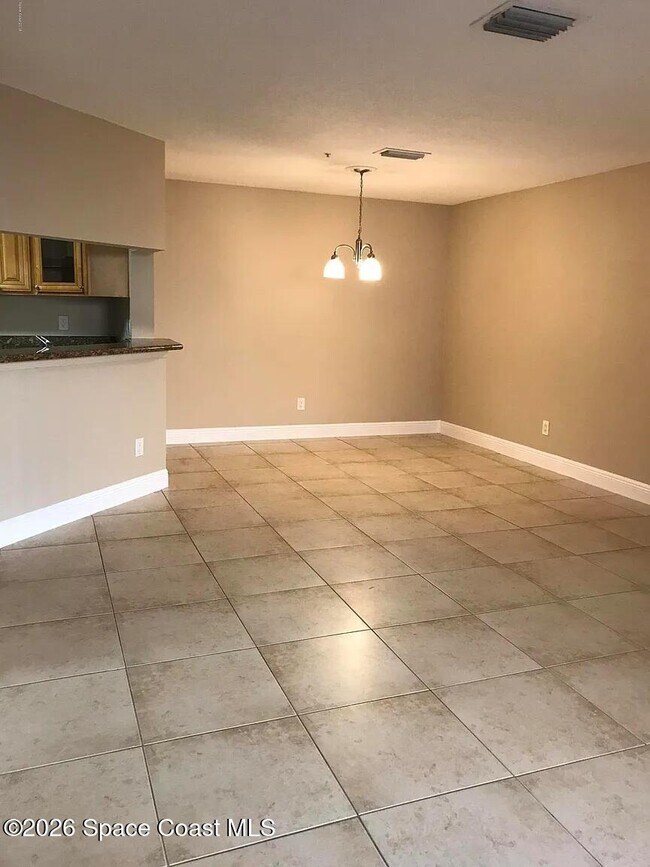 Foto del edificio - 7667 N Wickham Rd