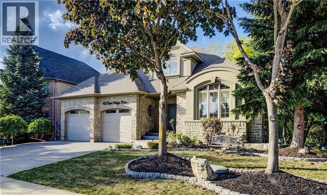 Building Photo - 431 Deer Ridge Dr