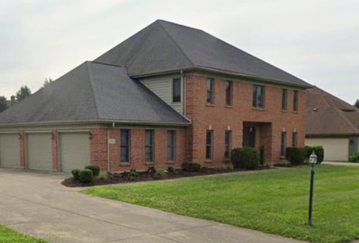 Stunning 4 Bedroom 3.5 Bath Home - Stunning 4 Bedroom 3.5 Bath Home