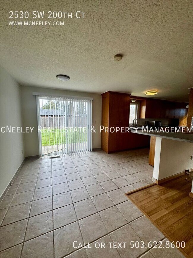 Building Photo - 2530 SW 200th Ct