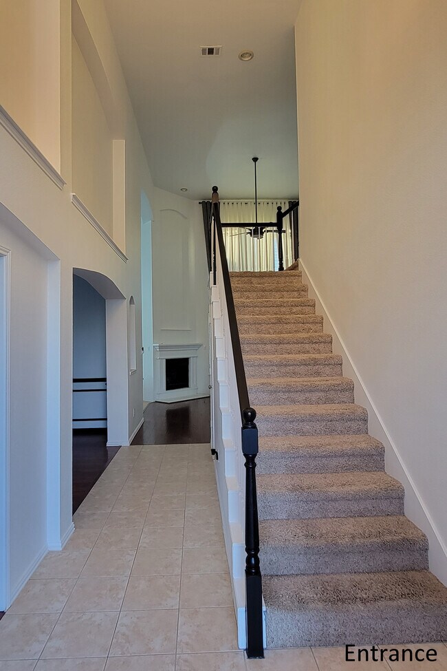 Photo - 6405 Branchwood Trail House