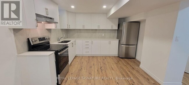 Building Photo - 83 Norbury Dr