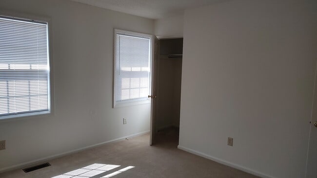 Building Photo - 514 Reams Ave