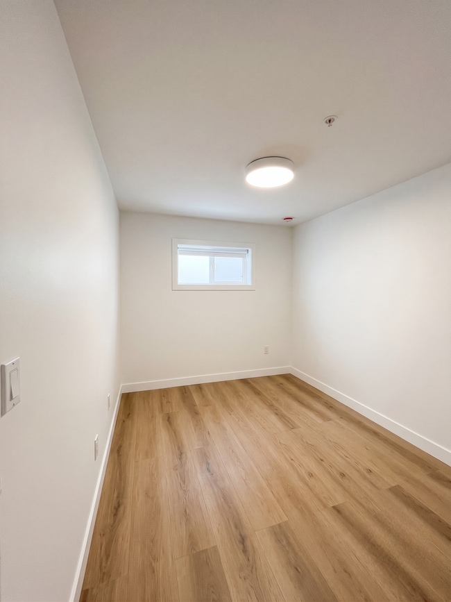 Building Photo - 8362 13th Av