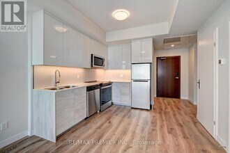 Building Photo - 60 Frederick St