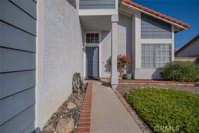 Foto del edificio - 28043 Woodstock Ave