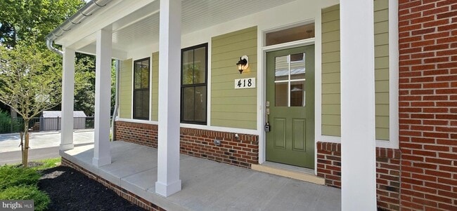 Building Photo - 1 Chapel Alley