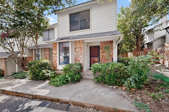 Building Photo - 3801 Menchaca Rd