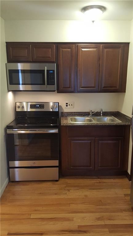 Foto principal - 327 Lysander St